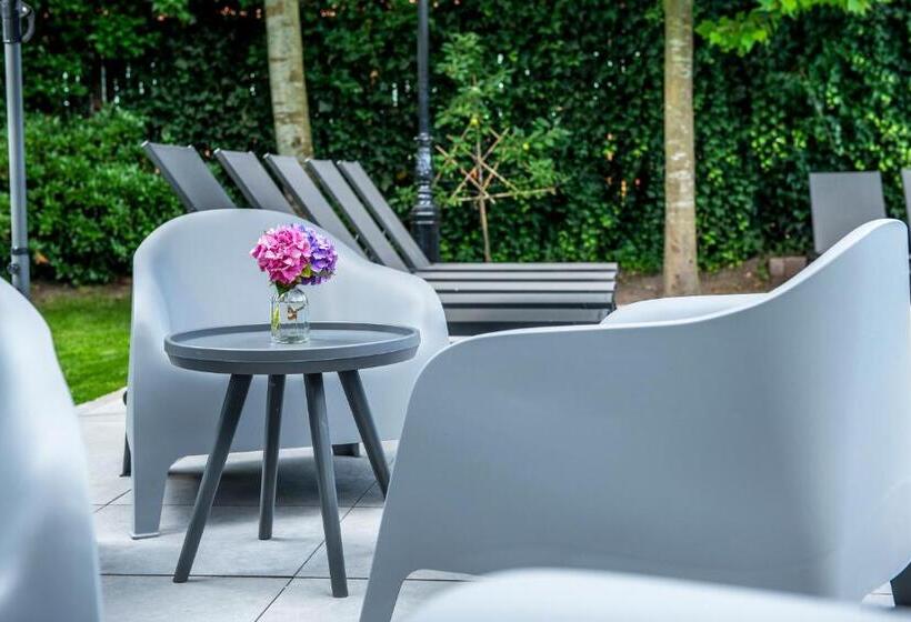 Hush Bed & Breakfast