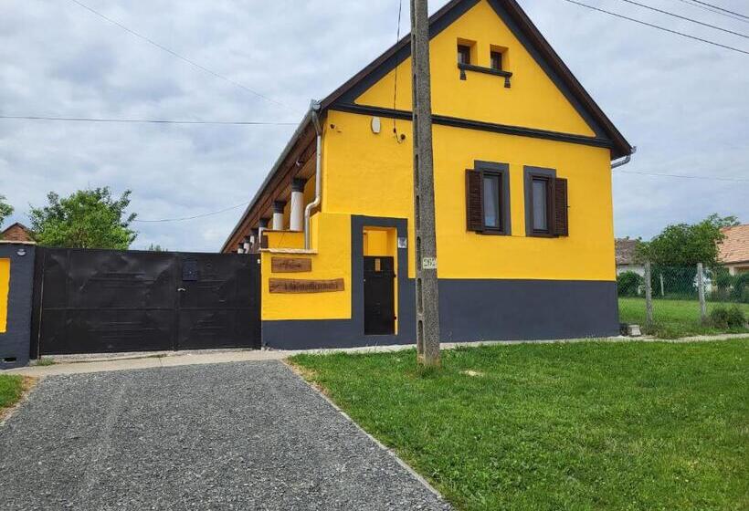 Пансион Panzio A Mi Paradicsomunk