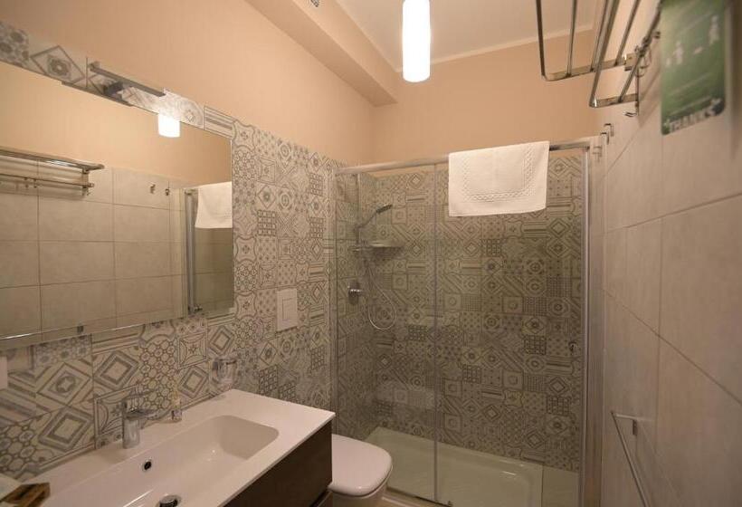 پانسیون Alma B&b Home Cosenza