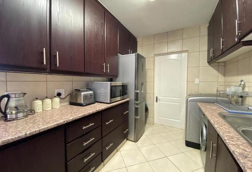 بنسيون Blue Star Villa