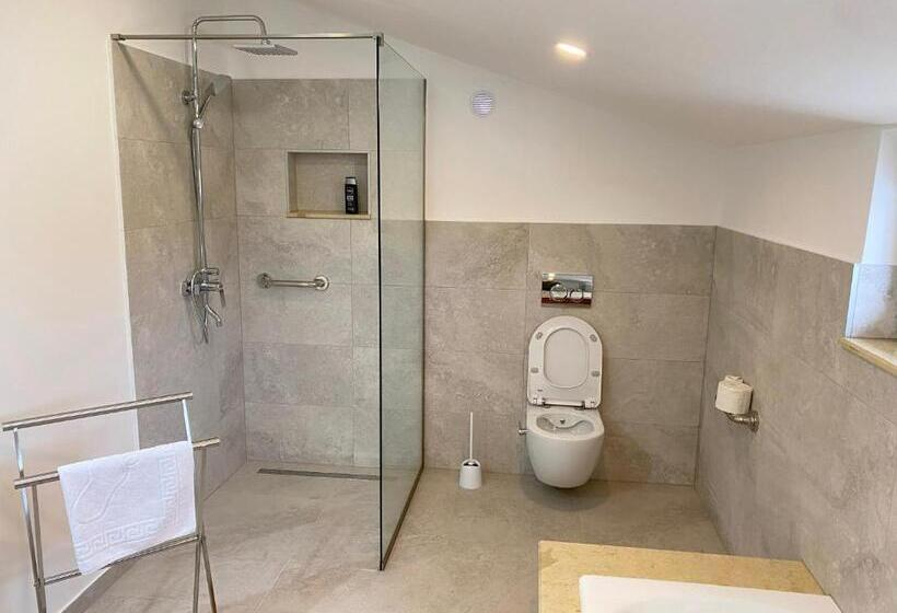 بنسيون Casa Sofia