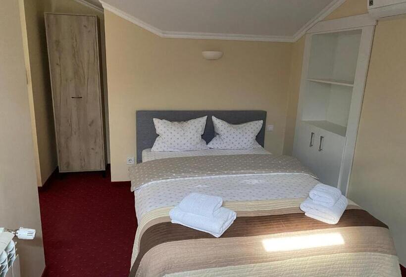 بنسيون Casa Sofia