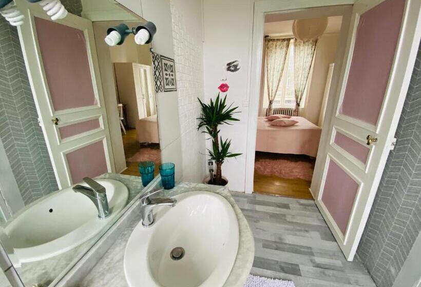 펜션 Chambre 2 Personnes Romantique Au Calme A 6km Des Thermes De Bagnoles De L Orne Avec Sdd Privative