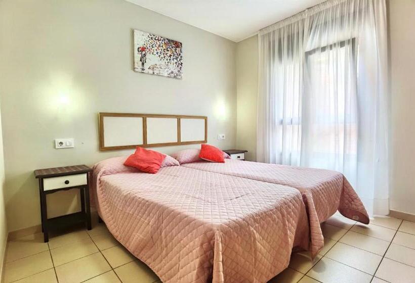 بنسيون Hostal Rigau