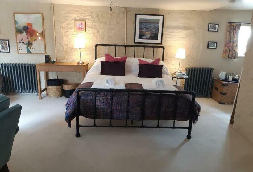 بنسيون Huberts