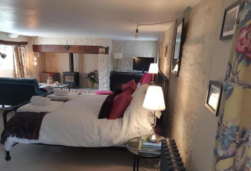 بنسيون Huberts