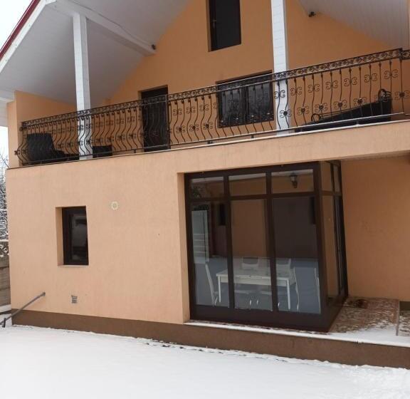 פנסיון La Miruna