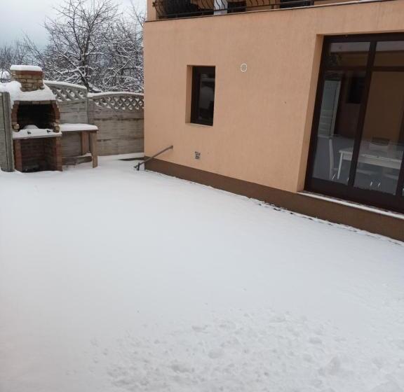 פנסיון La Miruna