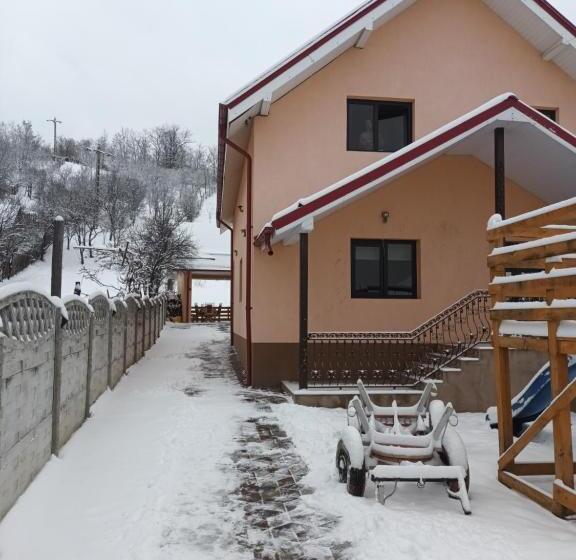 פנסיון La Miruna