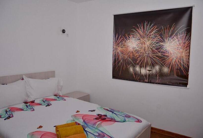 פנסיון La Miruna