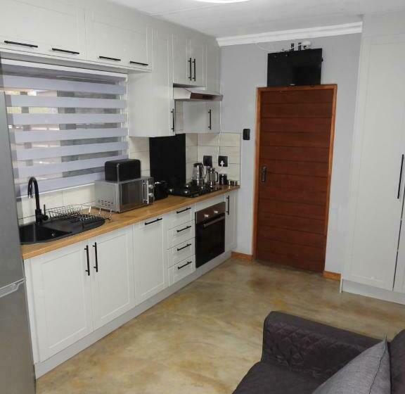 بنسيون Locust Retreat Immaculate 2bedroom Cottage