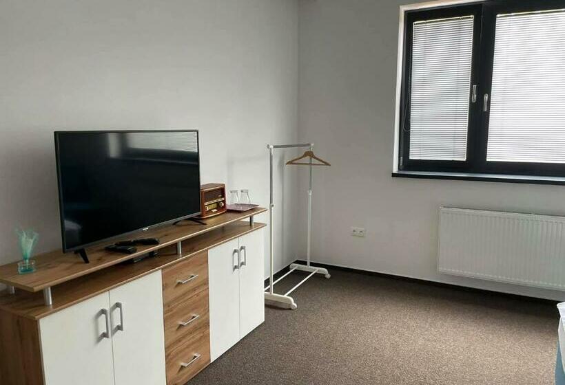 بنسيون Retrodym Penzion