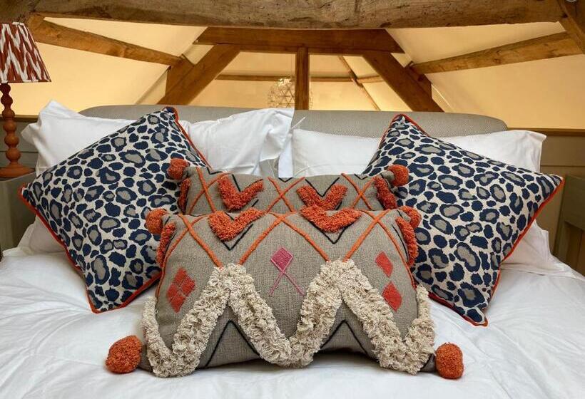 بنسيون Wyke Cowsheds