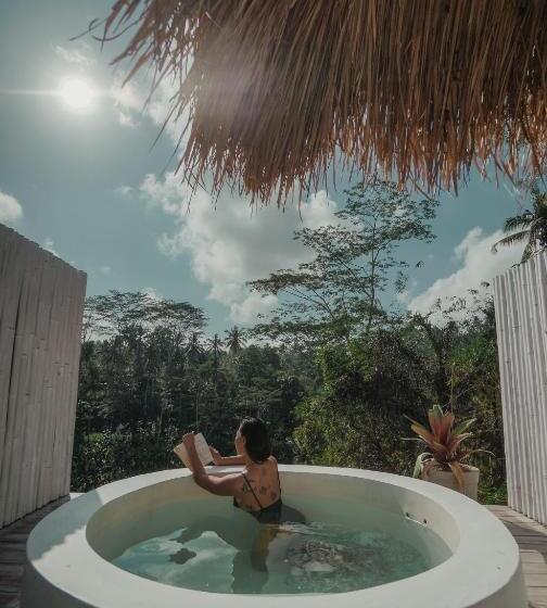 אתר נופש Woywoy Escape Bresela Adults Only