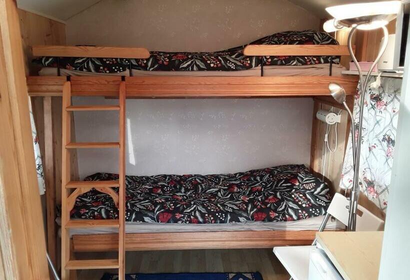 הוסטל Knihsgården