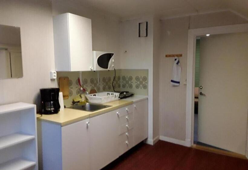 הוסטל Knihsgården