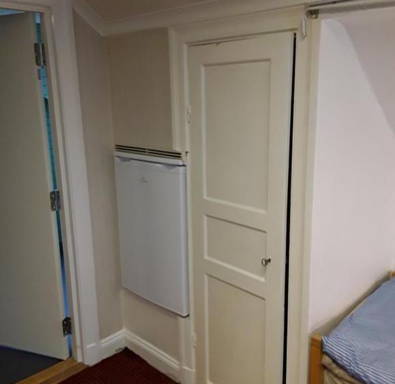 הוסטל Knihsgården