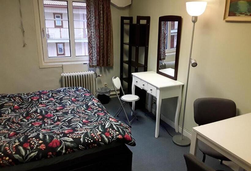 הוסטל Knihsgården