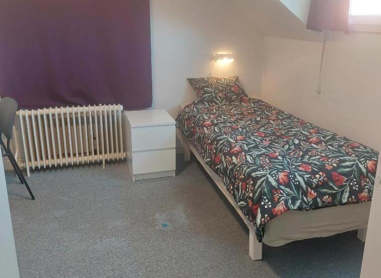 הוסטל Knihsgården