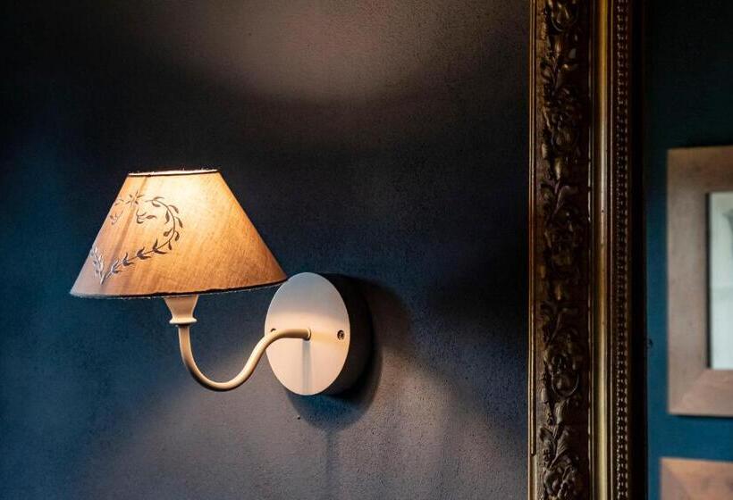 مبيت وإفطار Casa Loumavi