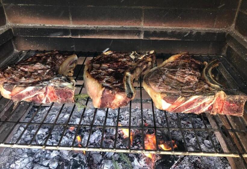 مبيت وإفطار Casa Loumavi