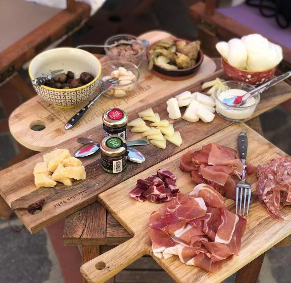 مبيت وإفطار Casa Loumavi