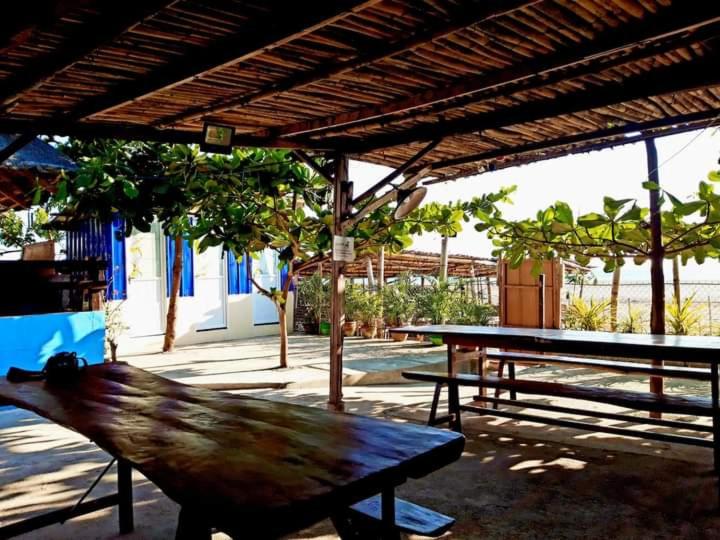 تختخواب و صبحانه Cristina Beachfront Cottages