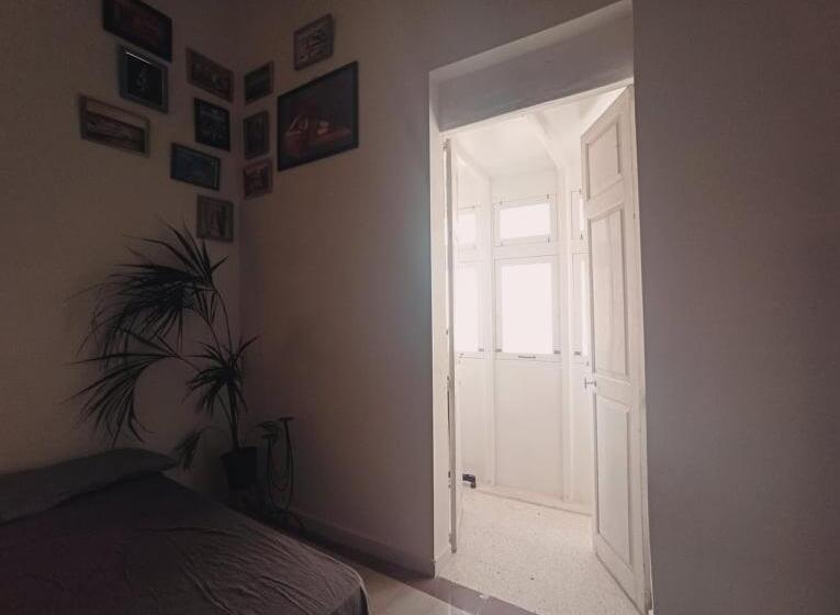 تختخواب و صبحانه Dhara House Malta