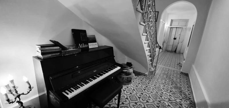 تختخواب و صبحانه Dhara House Malta