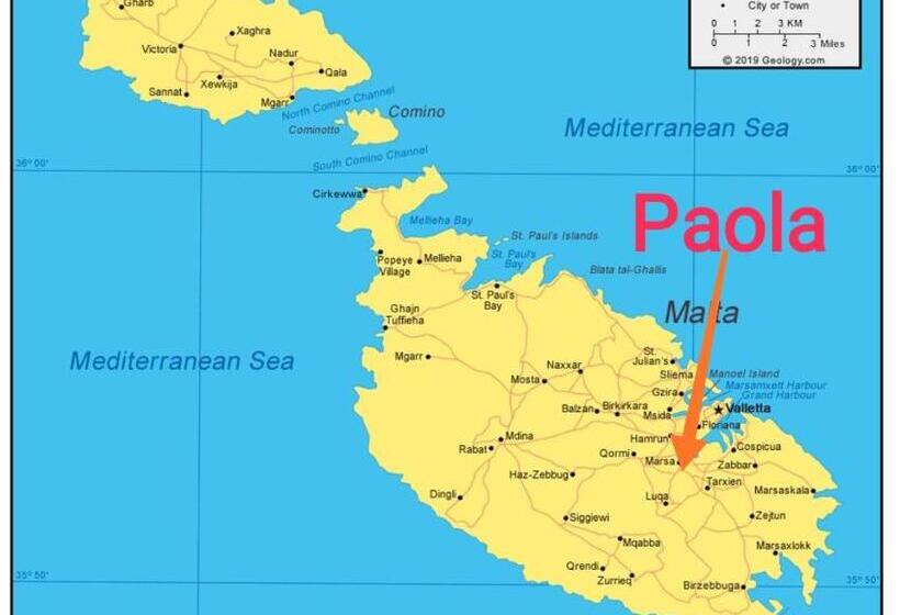 تختخواب و صبحانه Dhara House Malta