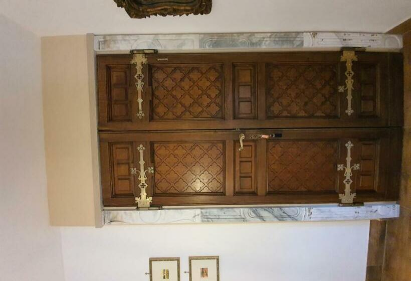 مبيت وإفطار Il Palazzo Delle Rondini