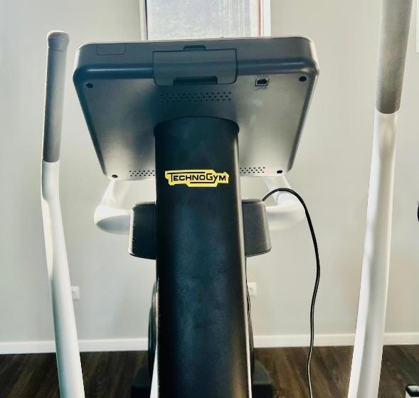 تختخواب و صبحانه Ti