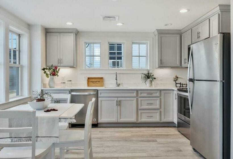 Harbourtown Suites On Plymouth Harbor