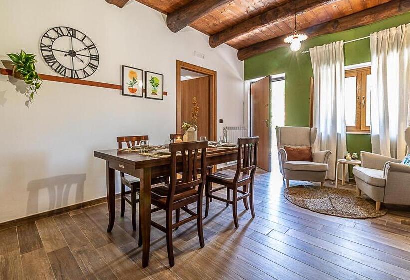 Отель Agriturismo Casal D Acqua Bianca