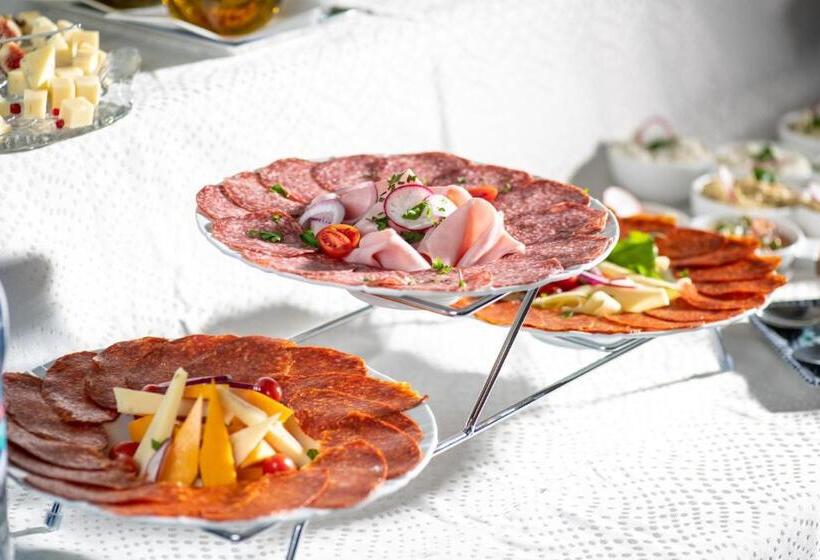 酒店 Campeador Inn