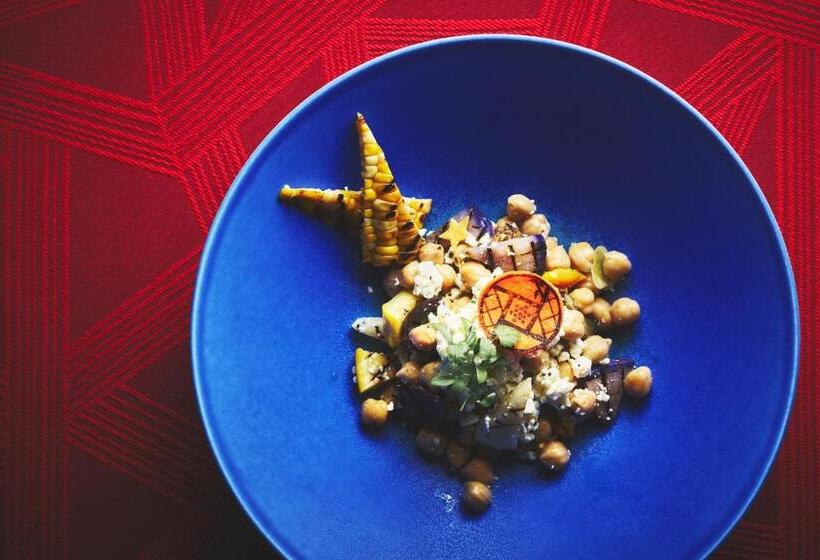 فندق Indigo Inuyama Urakuen Garden, An Ihg