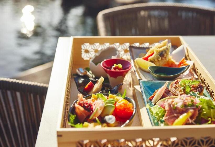 فندق Indigo Inuyama Urakuen Garden, An Ihg