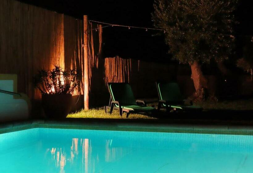 Отель Monte Além Tejo