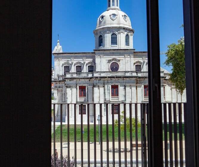 هتل Wine & Books Lisboa
