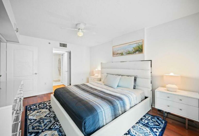 Luxurious 1br High Rise Condo Brickell Free Parking