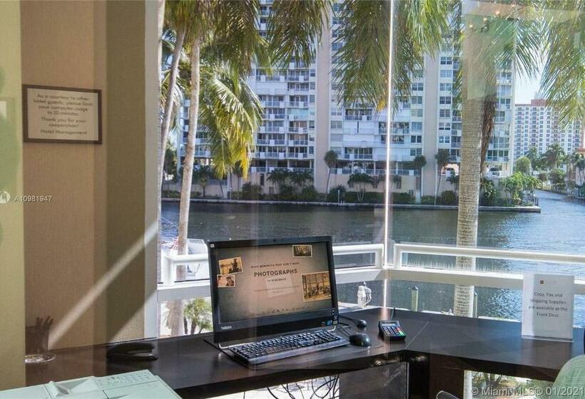 Intracoastal Waterview   Central  Fort Lauderdale   Steps To Beach