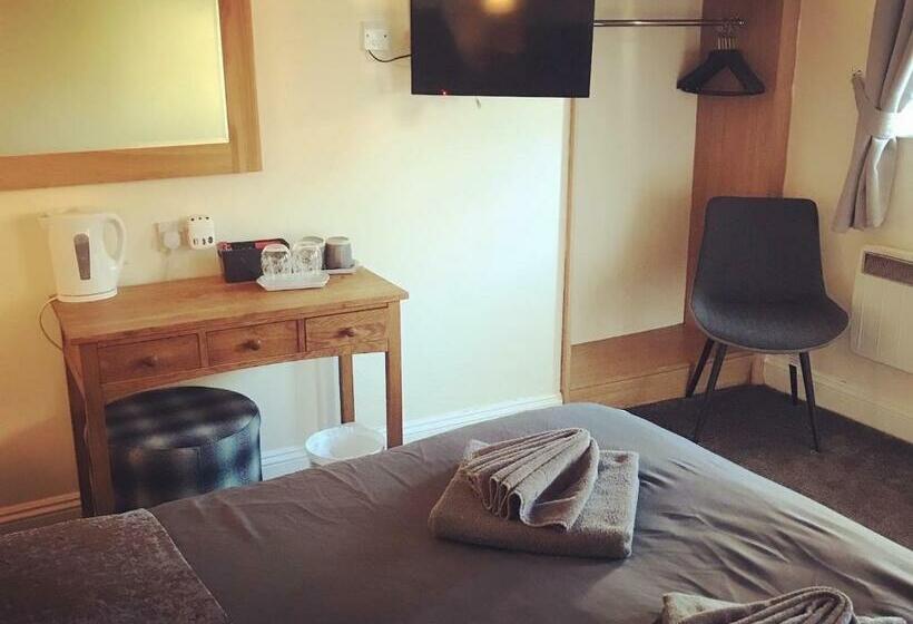 فندق على الطريق The Swan Inn Newport