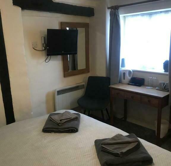 فندق على الطريق The Swan Inn Newport