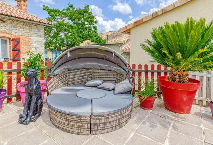 Пансион Agréable Studio Jacuzzi Extérieur