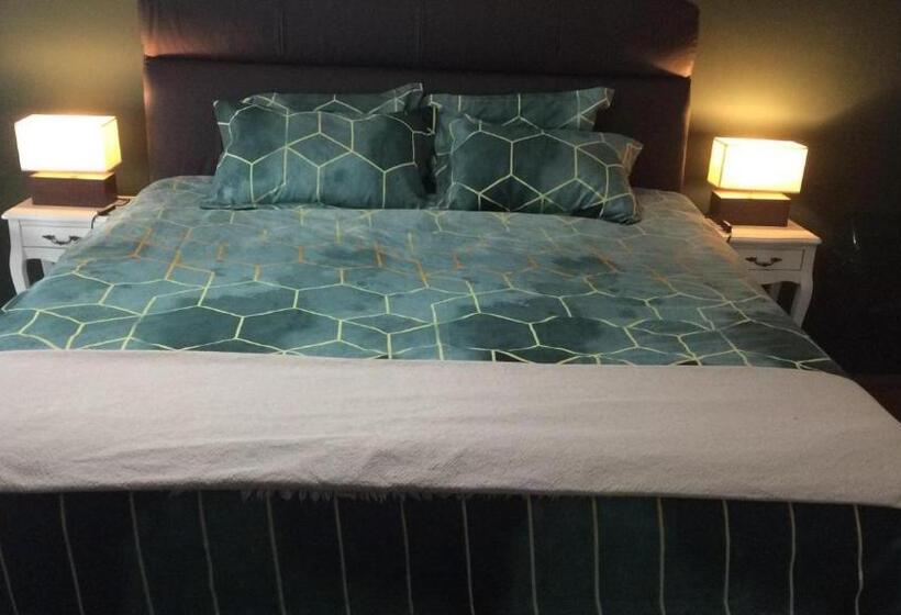 פנסיון Blue Sky House