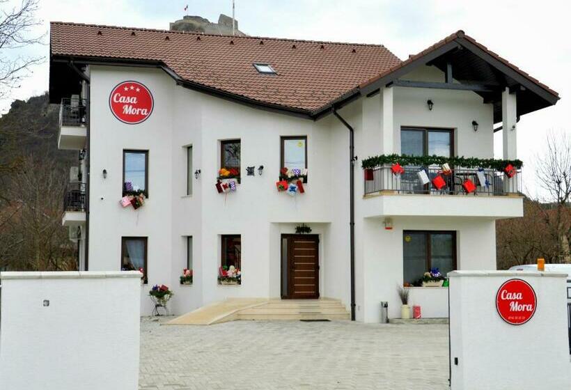 פנסיון Casa Mora