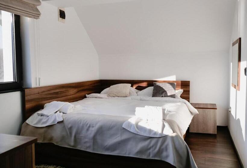 פנסיון Casa Yda