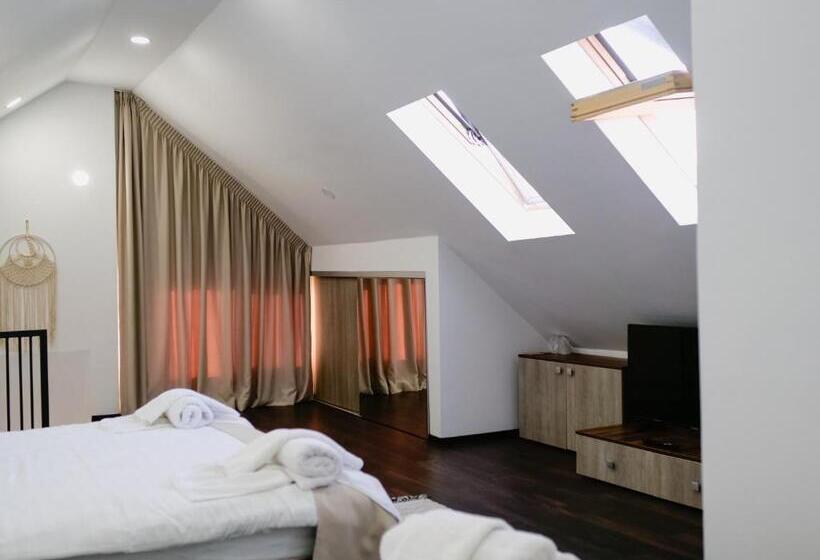 פנסיון Casa Yda