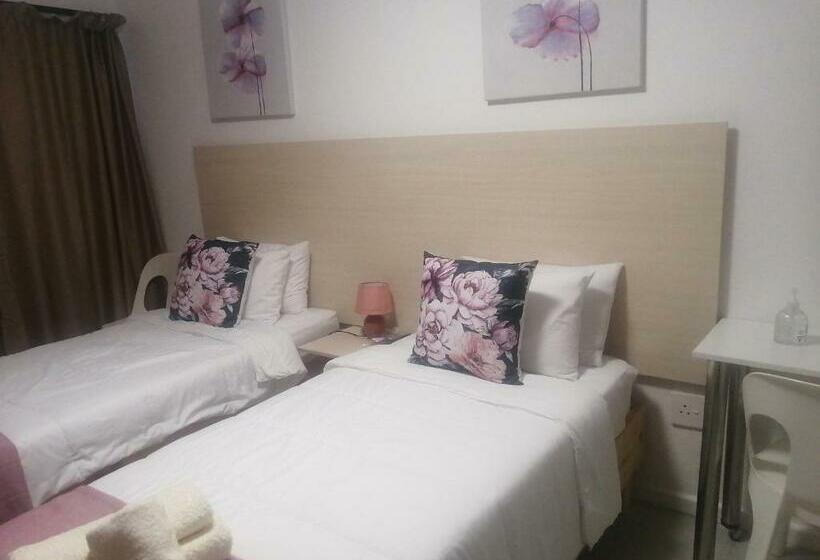 Pension Gti Guest House