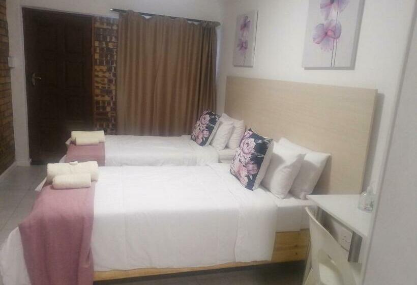 Pension Gti Guest House